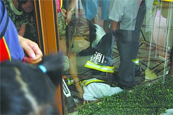 旋转门